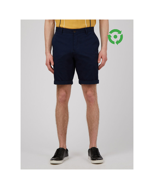 Signature Chino Short